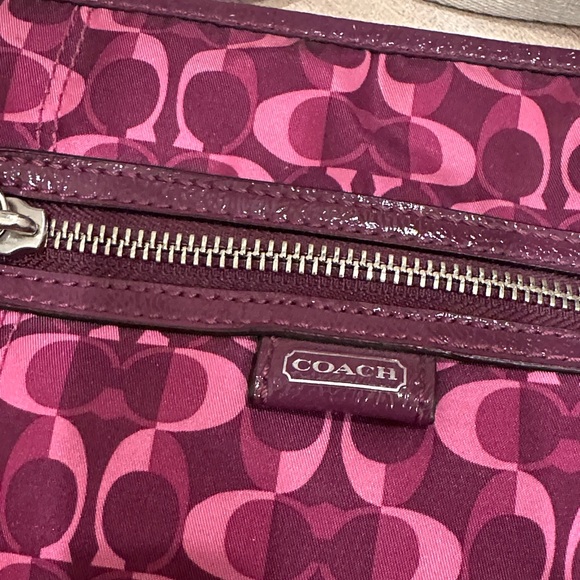 Coach Daisy Signature Burgundy and Pink Crossbody Bag - Picture 2 of 6